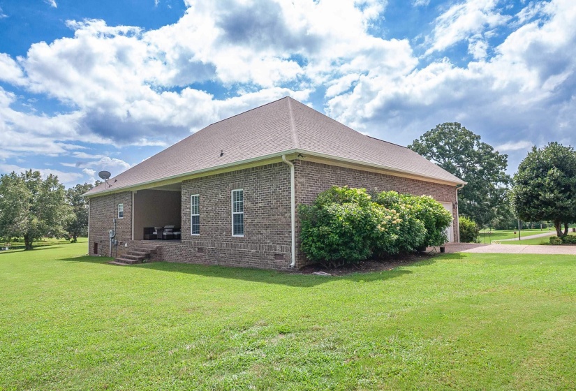 60 JOHN C BRECKENRIDGE CV, Adamsville, Tennessee 38310, 4 Bedroom Bedrooms, 8 Room Rooms,2.1 BathroomBathrooms,Residential,For Sale,JOHN C BRECKENRIDGE,0,10226377