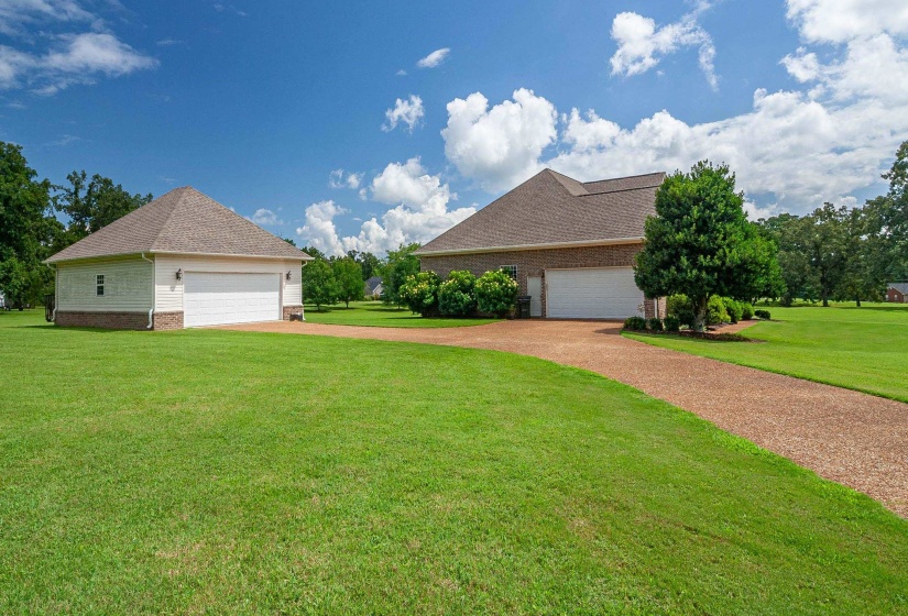 60 JOHN C BRECKENRIDGE CV, Adamsville, Tennessee 38310, 4 Bedroom Bedrooms, 8 Room Rooms,2.1 BathroomBathrooms,Residential,For Sale,JOHN C BRECKENRIDGE,0,10226377