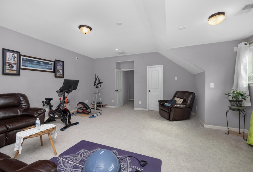 5607 MAGNOLIA BEND CV, Arlington, Tennessee 38002, 5 Bedroom Bedrooms, 8 Room Rooms,3 BathroomBathrooms,Residential,For Sale,MAGNOLIA BEND,0,10226411