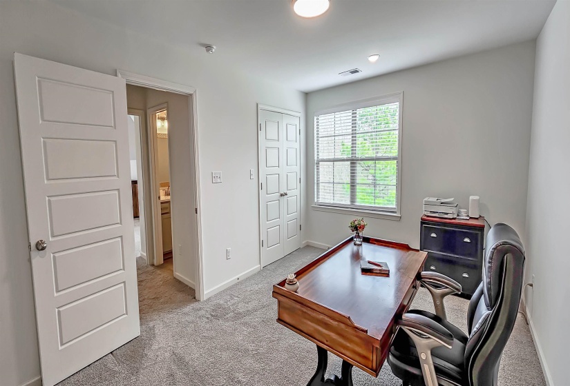 230 LINKS VIEW DR, Oakland, Tennessee 38060, 4 Bedroom Bedrooms, 8 Room Rooms,3 BathroomBathrooms,Residential,For Sale,LINKS VIEW,0,10219530