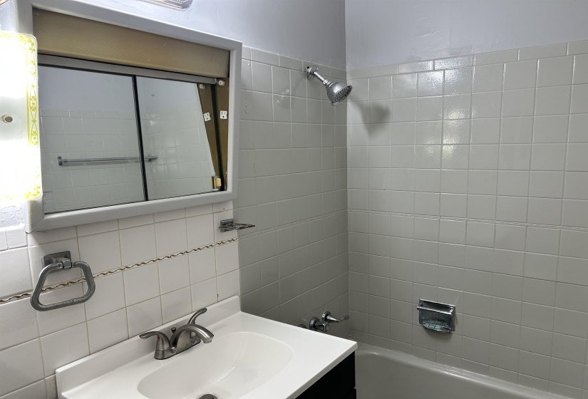 4788 BOWEN AVE, Memphis, Tennessee 38122, 2 Bedroom Bedrooms, 6 Room Rooms,2 BathroomBathrooms,Residential,For Sale,BOWEN,0,10226418