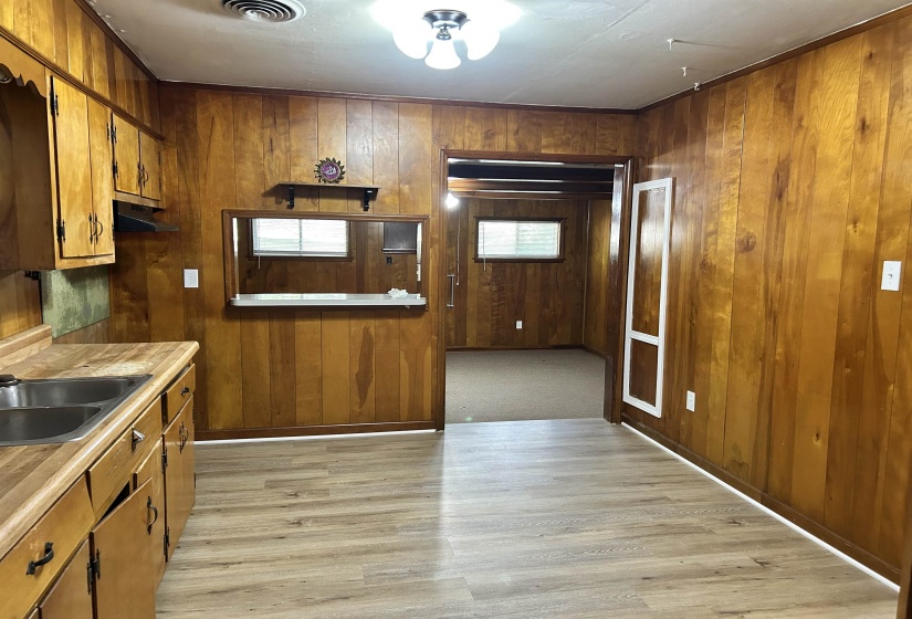 4788 BOWEN AVE, Memphis, Tennessee 38122, 2 Bedroom Bedrooms, 6 Room Rooms,2 BathroomBathrooms,Residential,For Sale,BOWEN,0,10226418