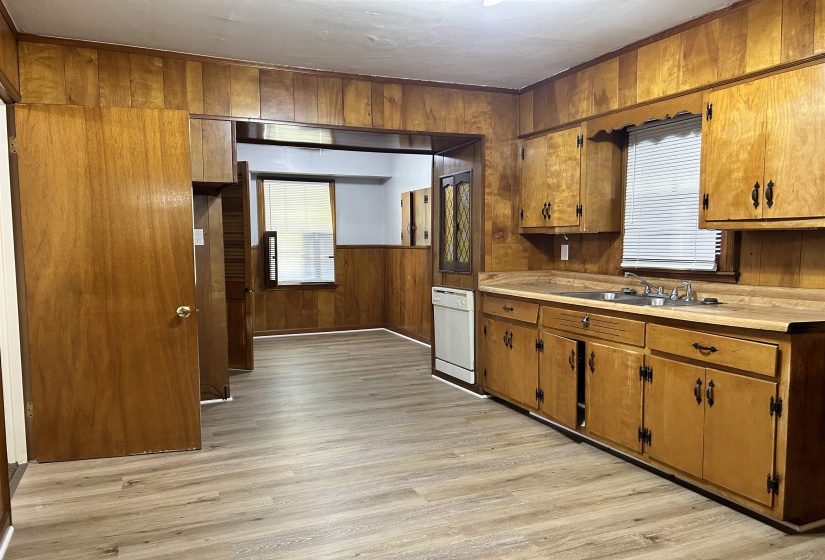 4788 BOWEN AVE, Memphis, Tennessee 38122, 2 Bedroom Bedrooms, 6 Room Rooms,2 BathroomBathrooms,Residential,For Sale,BOWEN,0,10226418
