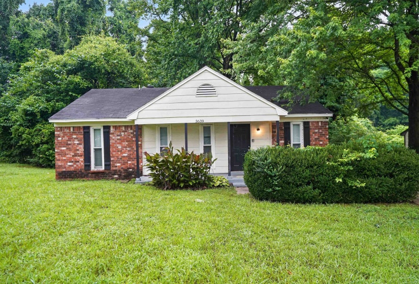 3639 KERWIN DR, Memphis, Tennessee 38128, 3 Bedroom Bedrooms, 6 Room Rooms,1.1 BathroomBathrooms,Residential,For Sale,KERWIN,0,10226240