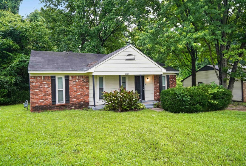 3639 KERWIN DR, Memphis, Tennessee 38128, 3 Bedroom Bedrooms, 6 Room Rooms,1.1 BathroomBathrooms,Residential,For Sale,KERWIN,0,10226240