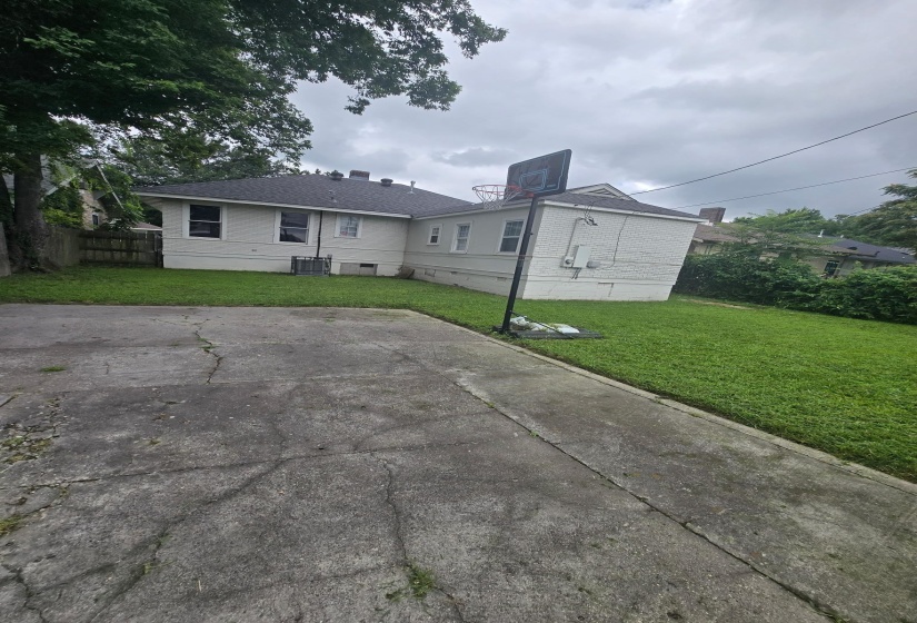 980 FAXON AVE, Memphis, Tennessee 38105, 3 Bedroom Bedrooms, 6 Room Rooms,2 BathroomBathrooms,Residential,For Sale,FAXON,0,10226488