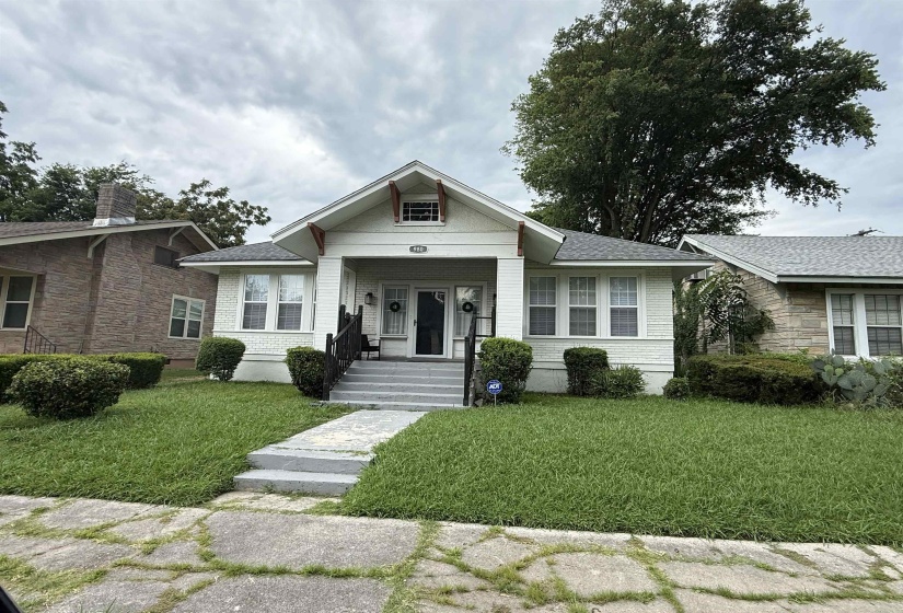 980 FAXON AVE, Memphis, Tennessee 38105, 3 Bedroom Bedrooms, 6 Room Rooms,2 BathroomBathrooms,Residential,For Sale,FAXON,0,10226488