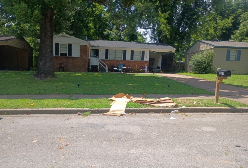 3673 SUZANNE DR, Memphis, Tennessee 38127, 4 Bedroom Bedrooms, 7 Room Rooms,1 BathroomBathrooms,Residential,For Sale,SUZANNE,0,10226493