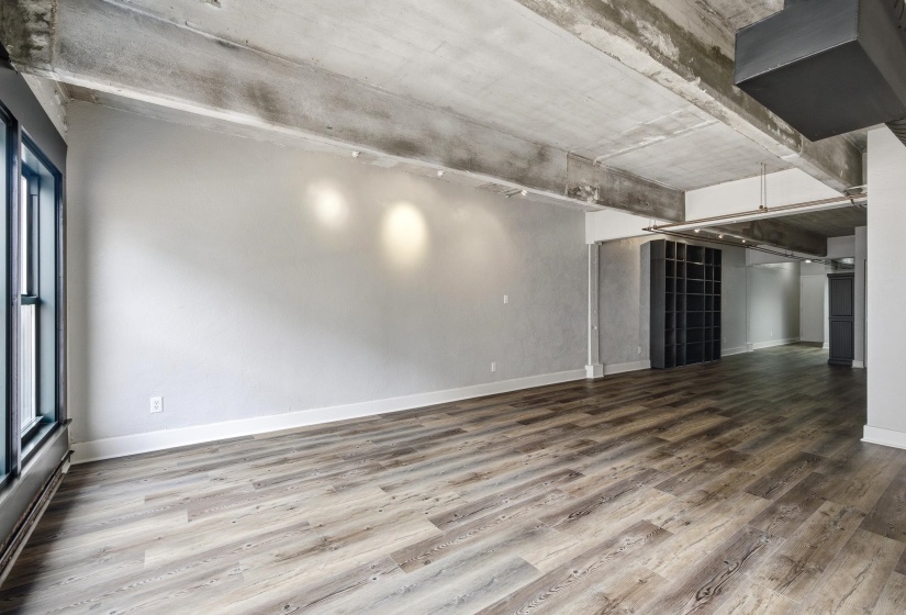 408 FRONT ST, Memphis, Tennessee 38103, 1 Bedroom Bedrooms, 3 Room Rooms,1 BathroomBathrooms,Residential,For Sale,FRONT,0,10225922