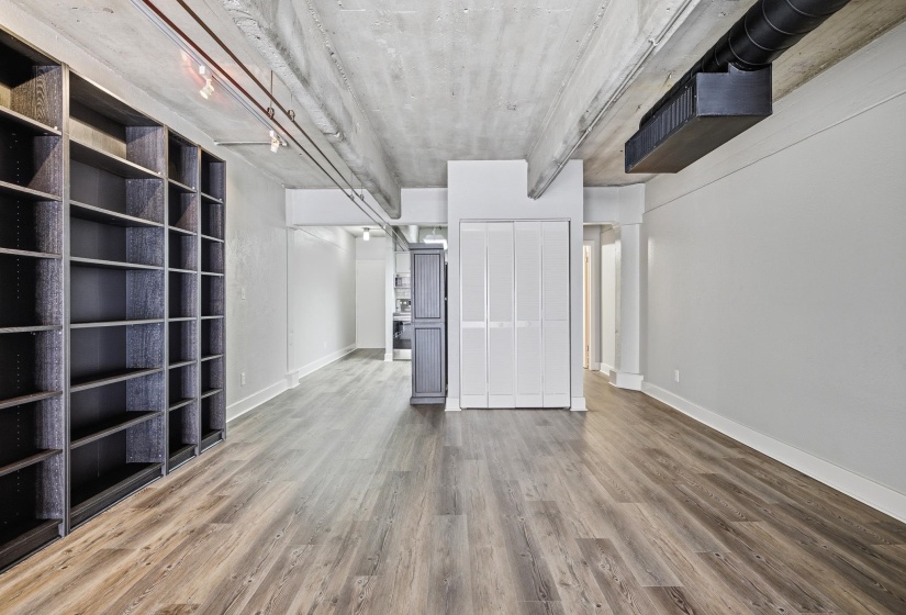 408 FRONT ST, Memphis, Tennessee 38103, 1 Bedroom Bedrooms, 3 Room Rooms,1 BathroomBathrooms,Residential,For Sale,FRONT,0,10225922