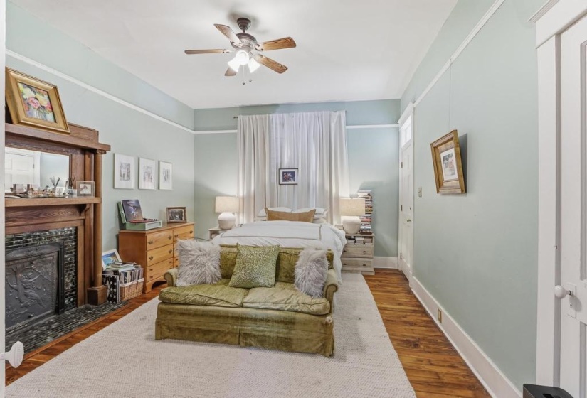 2072 FELIX AVE, Memphis, Tennessee 38104, 2 Bedroom Bedrooms, 5 Room Rooms,2 BathroomBathrooms,Residential,For Sale,FELIX,0,10226285