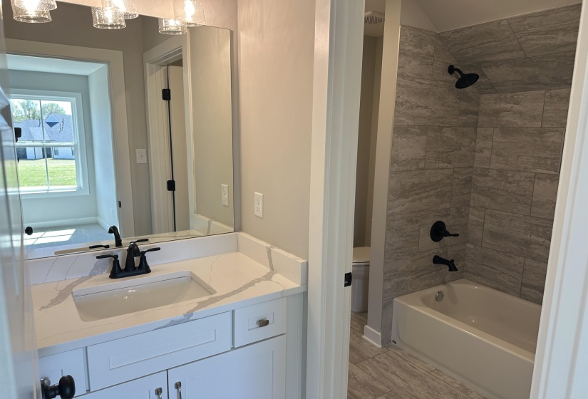 5287 BUTTERCUP LN, Lakeland, Tennessee 38002, 4 Bedroom Bedrooms, 10 Room Rooms,3.1 BathroomBathrooms,Residential,For Sale,BUTTERCUP,0,10204524