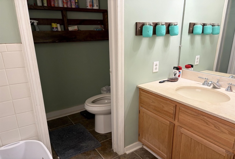 24135 US 64 HWY, Hornsby, Tennessee 38044-4623, 3 Bedroom Bedrooms, 9 Room Rooms,2 BathroomBathrooms,Residential,For Sale,US 64,0,10226580