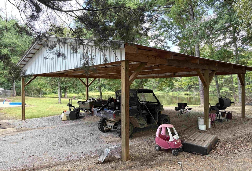 24135 US 64 HWY, Hornsby, Tennessee 38044-4623, 3 Bedroom Bedrooms, 9 Room Rooms,2 BathroomBathrooms,Residential,For Sale,US 64,0,10226580