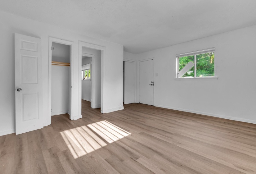 1933 HUBERT AVE, Memphis, Tennessee 38108, 4 Bedroom Bedrooms, 10 Room Rooms,2 BathroomBathrooms,Residential,For Sale,HUBERT,0,10226645