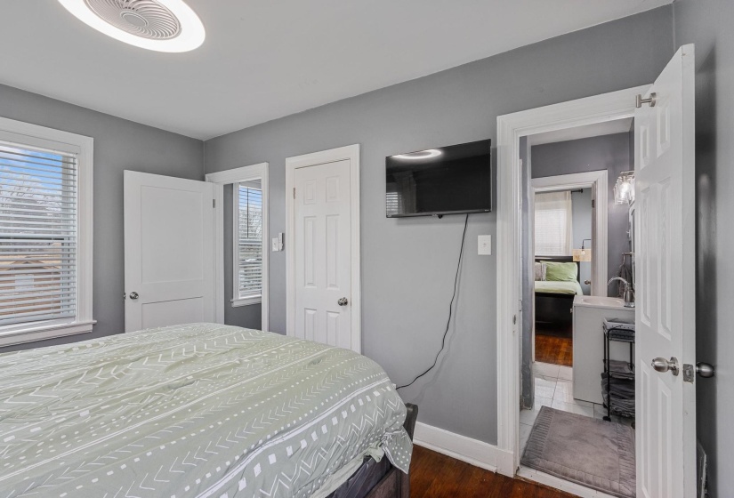 958 MAURY ST, Memphis, Tennessee 38107, 4 Bedroom Bedrooms, 8 Room Rooms,2 BathroomBathrooms,Residential,For Sale,MAURY,0,10226678
