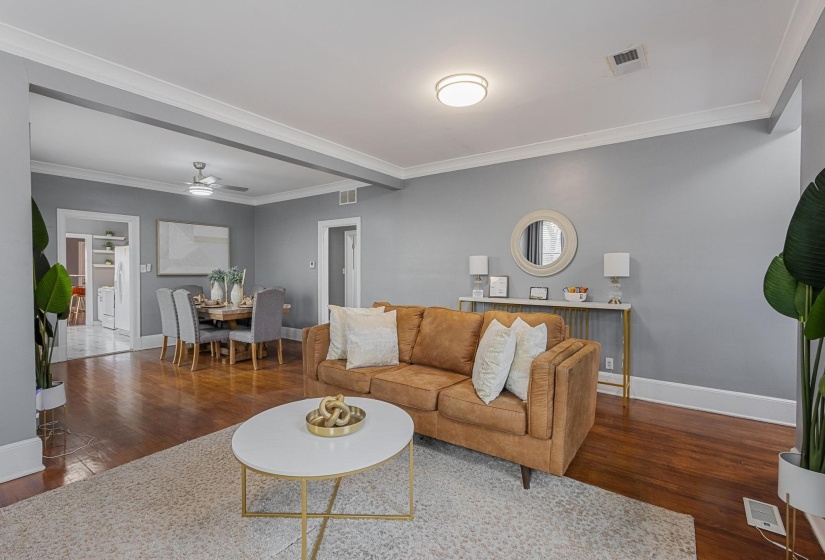 958 MAURY ST, Memphis, Tennessee 38107, 4 Bedroom Bedrooms, 8 Room Rooms,2 BathroomBathrooms,Residential,For Sale,MAURY,0,10226678