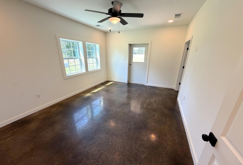 2195 SLAYDEN RD, Holly Springs, Mississippi 38635, 3 Bedroom Bedrooms, 7 Room Rooms,2 BathroomBathrooms,Residential,For Sale,SLAYDEN,0,10226680
