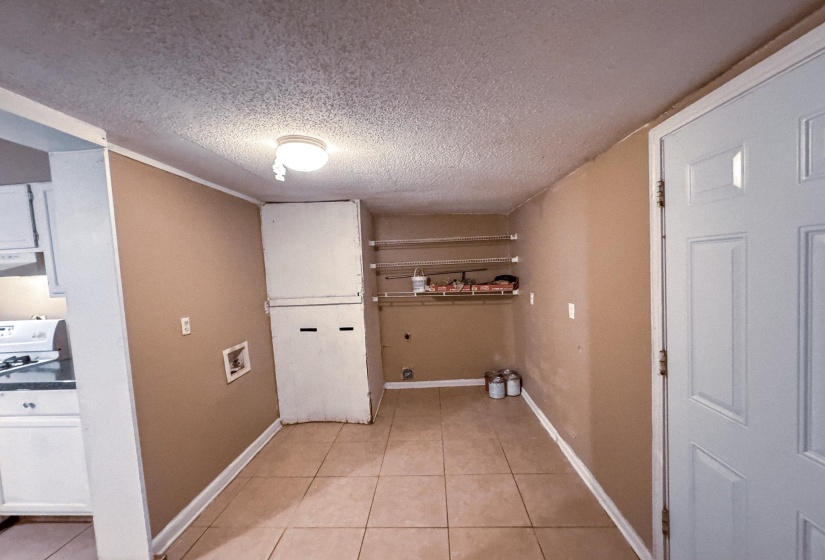 400 LORRAINE RD, Memphis, Tennessee 38109, 3 Bedroom Bedrooms, 5 Room Rooms,1 BathroomBathrooms,Residential,For Sale,LORRAINE,0,10226713