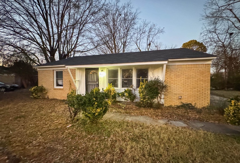 400 LORRAINE RD, Memphis, Tennessee 38109, 3 Bedroom Bedrooms, 5 Room Rooms,1 BathroomBathrooms,Residential,For Sale,LORRAINE,0,10226713