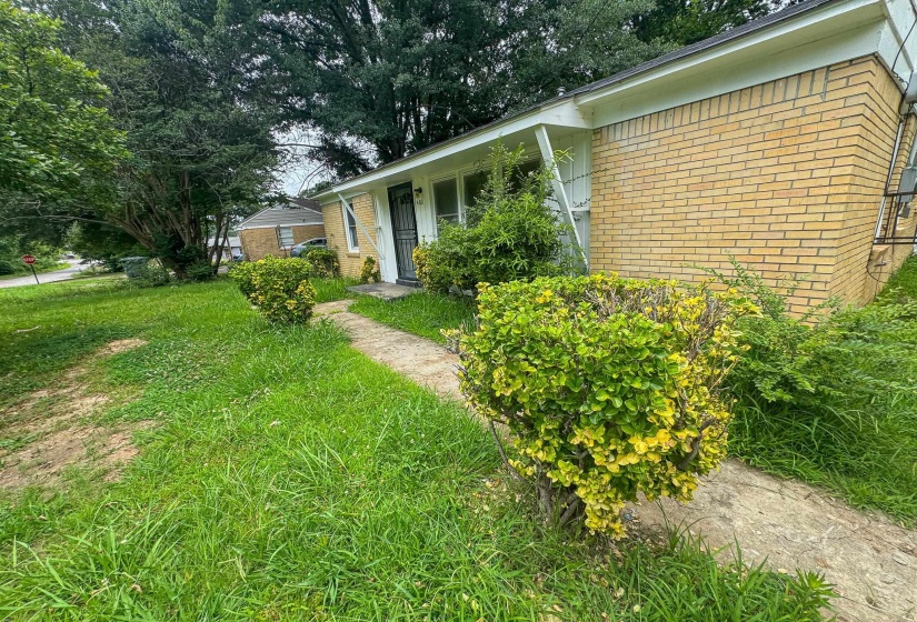 400 LORRAINE RD, Memphis, Tennessee 38109, 3 Bedroom Bedrooms, 5 Room Rooms,1 BathroomBathrooms,Residential,For Sale,LORRAINE,0,10226713