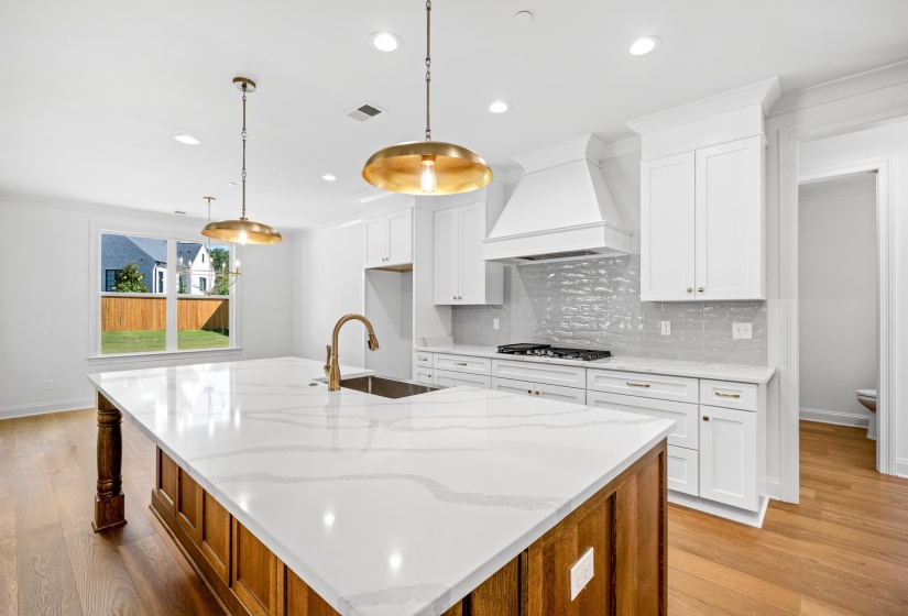 200 PIPER HOLLOW DR, Piperton, Tennessee 38017, 5 Bedroom Bedrooms, 11 Room Rooms,5.1 BathroomBathrooms,Residential,For Sale,PIPER HOLLOW,0,10208339