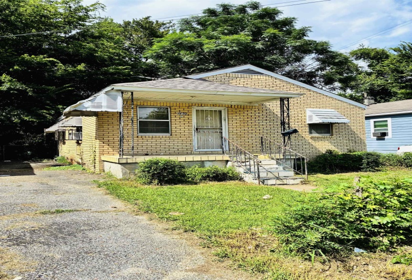 1450 SOUTH AVE, Memphis, Tennessee 38106, 2 Bedroom Bedrooms, 5 Room Rooms,1 BathroomBathrooms,Residential,For Sale,SOUTH,0,10226737