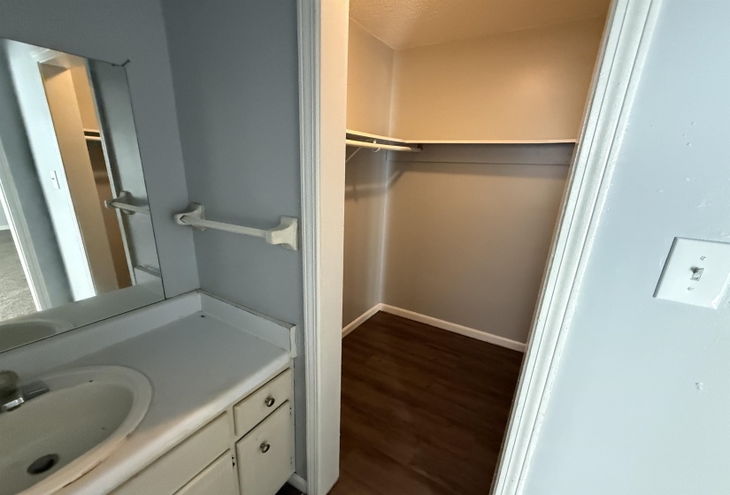 6209 RIDGELINE DR, Memphis, Tennessee 38115, 3 Bedroom Bedrooms, 5 Room Rooms,2 BathroomBathrooms,Residential,For Sale,RIDGELINE,0,10226309