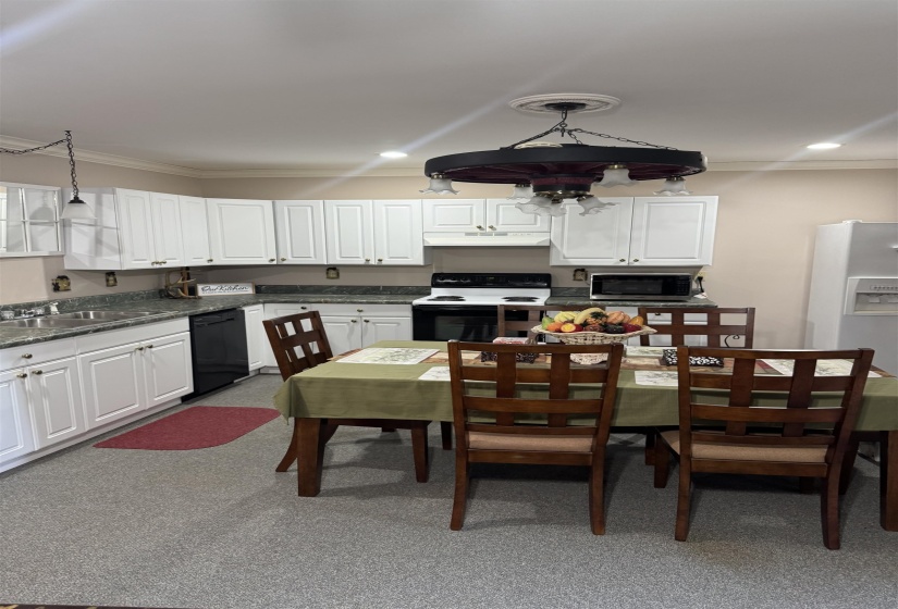 19 CANDLEWOOD DR, Saulsbury, Tennessee 38067, 1 Bedroom Bedrooms, 5 Room Rooms,1 BathroomBathrooms,Residential,For Sale,CANDLEWOOD,0,10226782