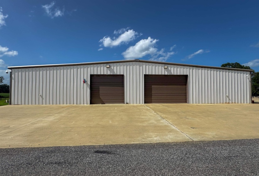 948 GEORGE WEAKLEY RD, Dyersburg, Tennessee 38024, 3 Bedroom Bedrooms, 6 Room Rooms,2 BathroomBathrooms,Residential,For Sale,GEORGE WEAKLEY,0,10226616