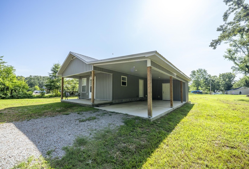 169 GEANS LN, Savannah, Tennessee 38372, 1 Bedroom Bedrooms, 4 Room Rooms,1 BathroomBathrooms,Residential,For Sale,GEANS,0,10226695