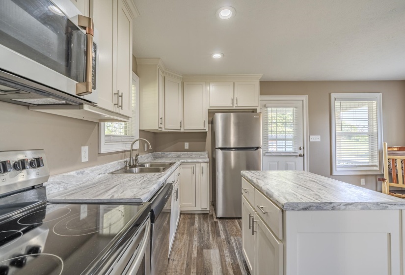 169 GEANS LN, Savannah, Tennessee 38372, 1 Bedroom Bedrooms, 4 Room Rooms,1 BathroomBathrooms,Residential,For Sale,GEANS,0,10226695