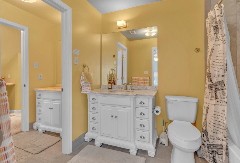 5187 ANGELA RD, Memphis, Tennessee 38117, 5 Bedroom Bedrooms, 10 Room Rooms,3 BathroomBathrooms,Residential,For Sale,ANGELA,0,10226293