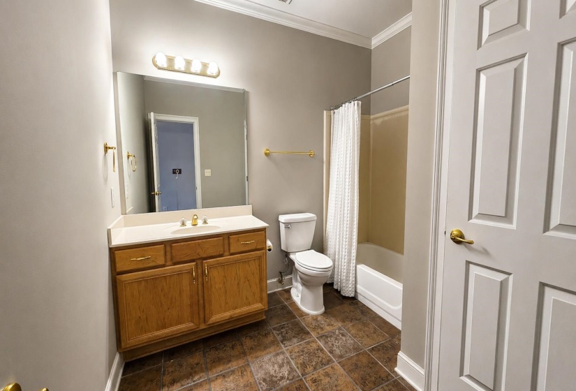 3598 GOLF WALK CIR, Memphis, Tennessee 38125, 4 Bedroom Bedrooms, 10 Room Rooms,4.1 BathroomBathrooms,Residential,For Sale,GOLF WALK,0,10226805