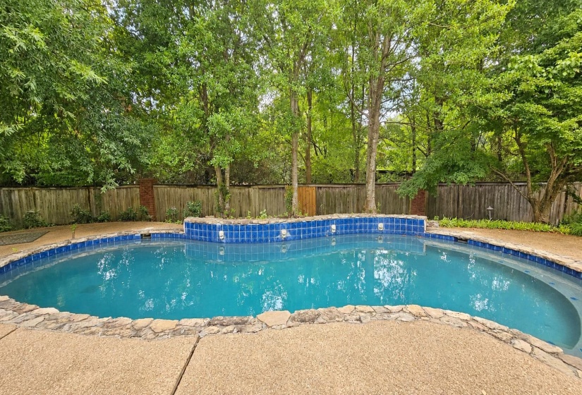 3598 GOLF WALK CIR, Memphis, Tennessee 38125, 4 Bedroom Bedrooms, 10 Room Rooms,4.1 BathroomBathrooms,Residential,For Sale,GOLF WALK,0,10226805