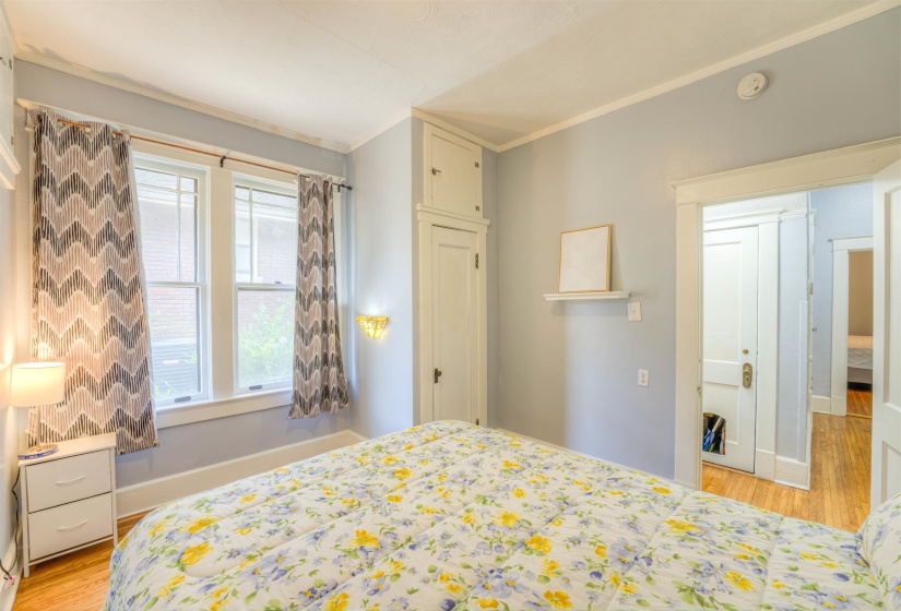 30 BARKSDALE ST, Memphis, Tennessee 38104, 5 Bedroom Bedrooms, 11 Room Rooms,3 BathroomBathrooms,Residential,For Sale,BARKSDALE,0,10226829