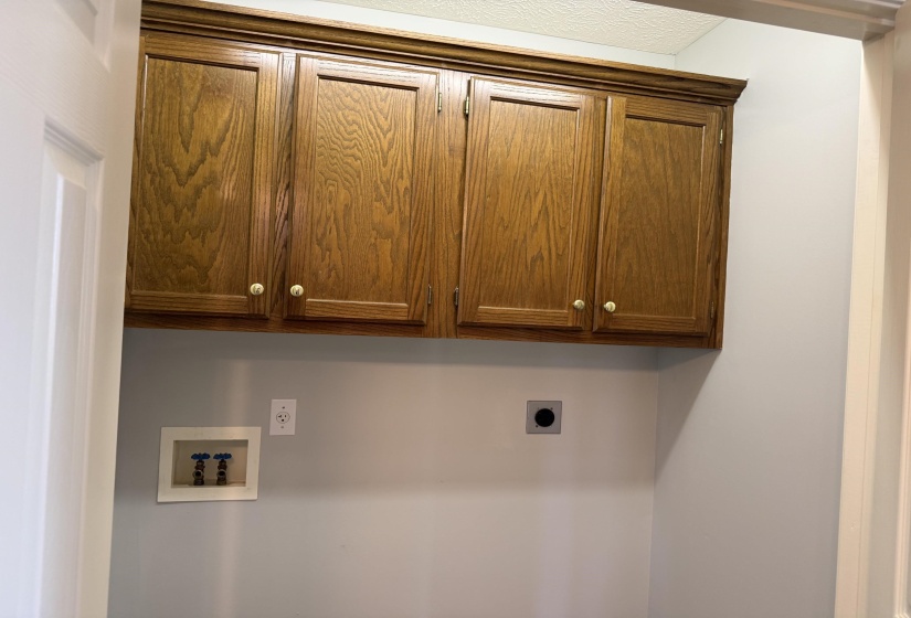 155 WILLOW ST, Savannah, Tennessee 38372, 3 Bedroom Bedrooms, 7 Room Rooms,1 BathroomBathrooms,Residential,For Sale,WILLOW,0,10225970