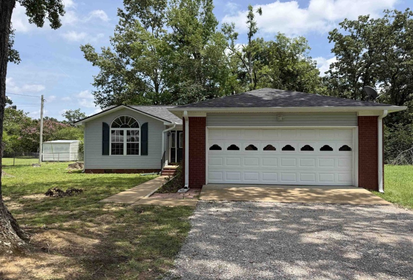155 WILLOW ST, Savannah, Tennessee 38372, 3 Bedroom Bedrooms, 7 Room Rooms,1 BathroomBathrooms,Residential,For Sale,WILLOW,0,10225970