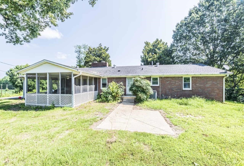 725 OLD BROWNSVILLE RD, Ripley, Tennessee 38063-8205, 3 Bedroom Bedrooms, 7 Room Rooms,2 BathroomBathrooms,Residential,For Sale,OLD BROWNSVILLE,0,10226935