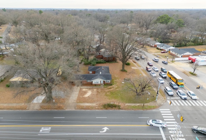 5153 PARK AVE, Memphis, Tennessee 38119, 3 Bedroom Bedrooms, 6 Room Rooms,2 BathroomBathrooms,Residential,For Sale,PARK,0,10212939