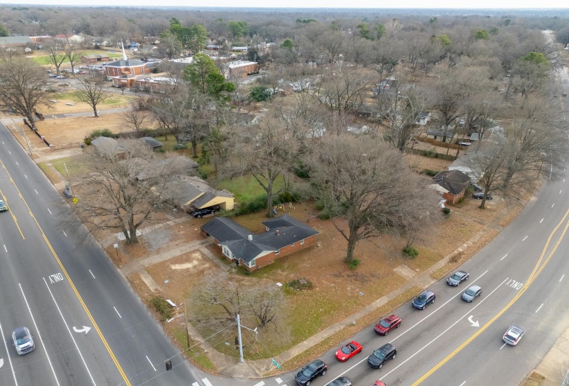 5153 PARK AVE, Memphis, Tennessee 38119, 3 Bedroom Bedrooms, 6 Room Rooms,2 BathroomBathrooms,Residential,For Sale,PARK,0,10212939