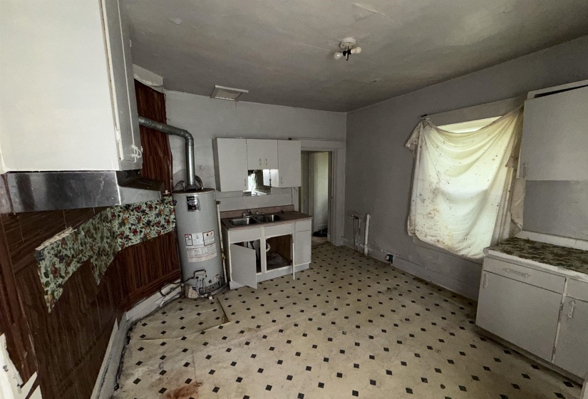 810 SEVENTH ST, Memphis, Tennessee 38107, 2 Bedroom Bedrooms, 5 Room Rooms,1 BathroomBathrooms,Residential,For Sale,SEVENTH,0,10227067