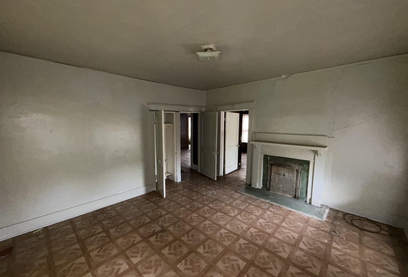 810 SEVENTH ST, Memphis, Tennessee 38107, 2 Bedroom Bedrooms, 5 Room Rooms,1 BathroomBathrooms,Residential,For Sale,SEVENTH,0,10227067