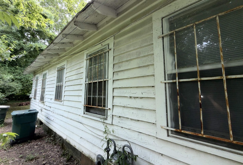 810 SEVENTH ST, Memphis, Tennessee 38107, 2 Bedroom Bedrooms, 5 Room Rooms,1 BathroomBathrooms,Residential,For Sale,SEVENTH,0,10227067
