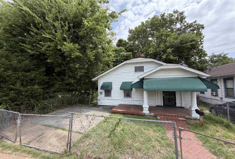 810 SEVENTH ST, Memphis, Tennessee 38107, 2 Bedroom Bedrooms, 5 Room Rooms,1 BathroomBathrooms,Residential,For Sale,SEVENTH,0,10227067