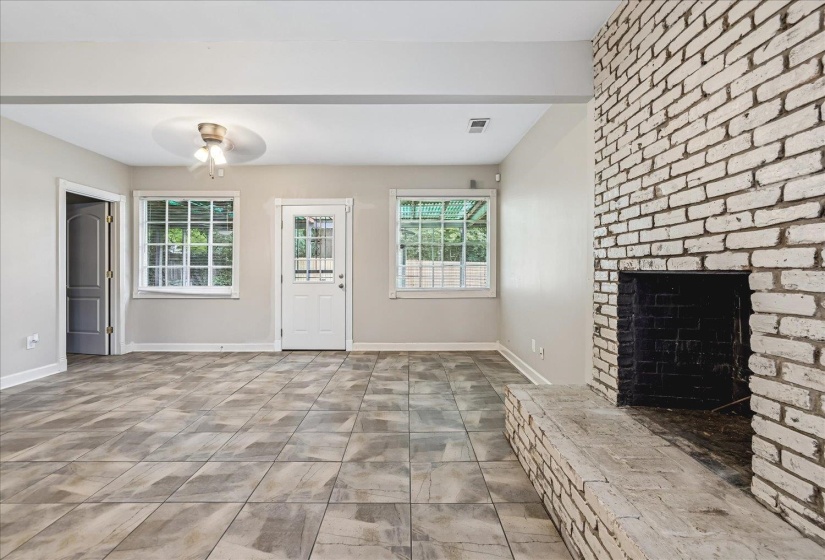 3725 SPOTTSWOOD AVE, Memphis, Tennessee 38111, 3 Bedroom Bedrooms, 7 Room Rooms,2 BathroomBathrooms,Residential,For Sale,SPOTTSWOOD,0,10226427