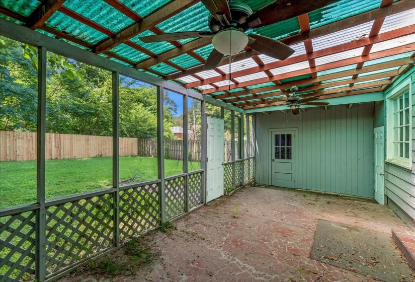 3725 SPOTTSWOOD AVE, Memphis, Tennessee 38111, 3 Bedroom Bedrooms, 7 Room Rooms,2 BathroomBathrooms,Residential,For Sale,SPOTTSWOOD,0,10226427