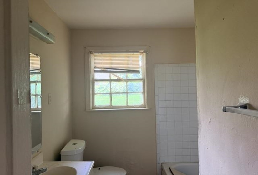 770 DAVANT AVE, Memphis, Tennessee 38106, 2 Bedroom Bedrooms, 5 Room Rooms,1 BathroomBathrooms,Residential,For Sale,DAVANT,0,10226254