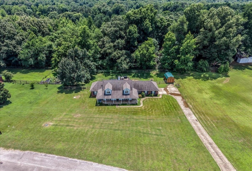 25 LEGGETT CV, Atoka, Tennessee 38004, 5 Bedroom Bedrooms, 8 Room Rooms,2 BathroomBathrooms,Residential,For Sale,LEGGETT,0,10221628