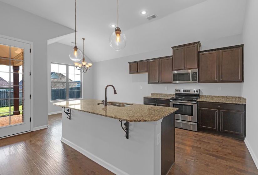 90 WILLOW SPRINGS LN, Oakland, Tennessee 38060, 3 Bedroom Bedrooms, 3 Room Rooms,2 BathroomBathrooms,Residential,For Sale,WILLOW SPRINGS,0,10225549